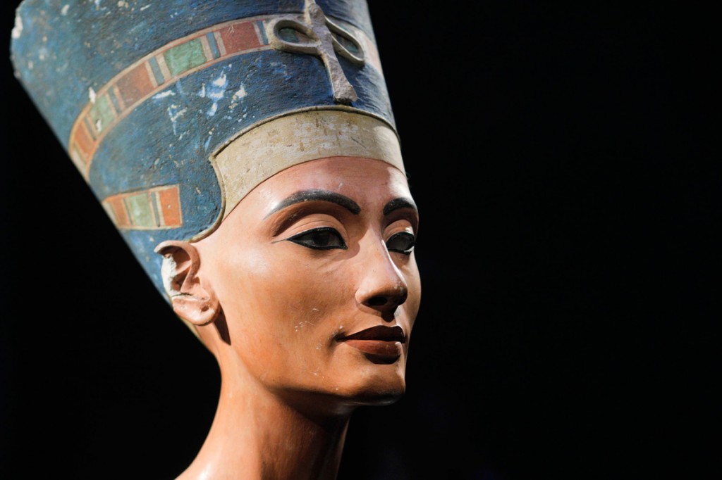Artists Scan Bust of Nefertiti and Release the Data for Free Online
