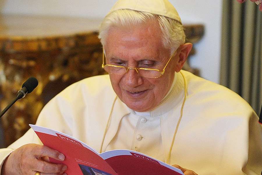 Pope Benedict XVI: Authentic "gnosis" is a development of faith inspired by Jesus Christ Pope_Benedict_XVI_Gnosis